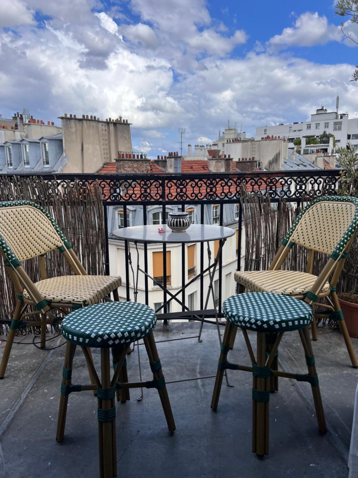 Duplex, Grand Balcon Et Sauna * Paris